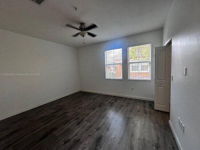 Building Photo - 12617 NW 32nd Ct