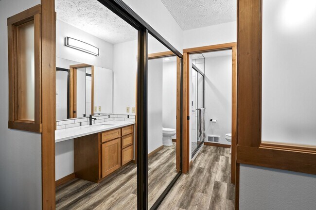Building Photo - The Woodlands Condos