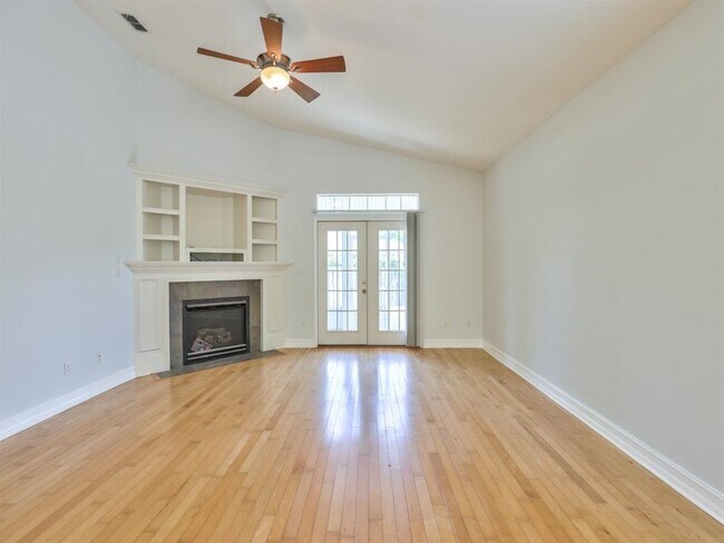 Building Photo - 3336 Cameron Chase Dr