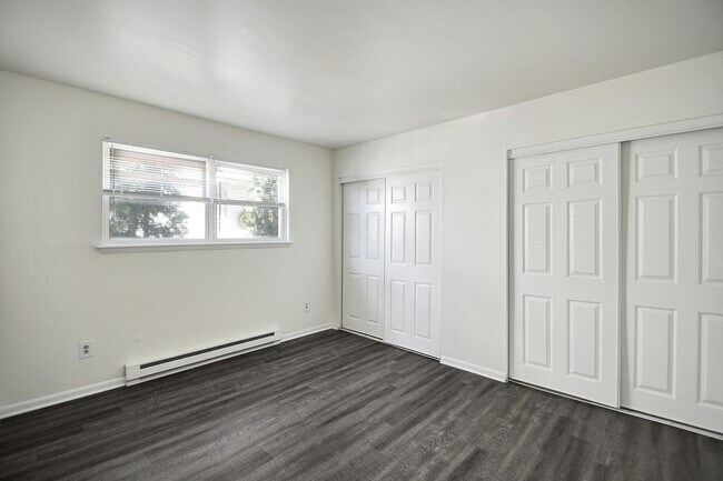 Building Photo - Austin Street Townhomes