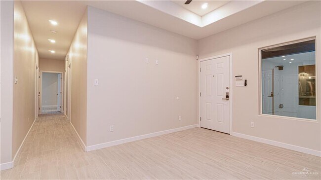Building Photo - 22 N 25th St