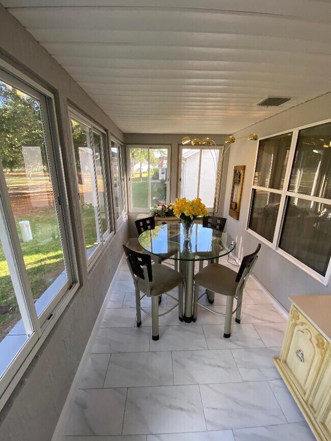 Building Photo - Spectacular ANNUAL LEASE or SEASONAL RENTA...