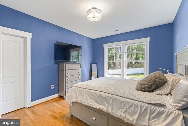 Building Photo - 3925 Ashwood Pl