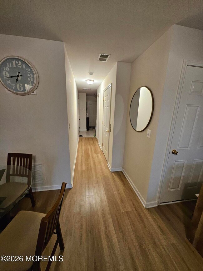 Building Photo - 12 Jensen Court