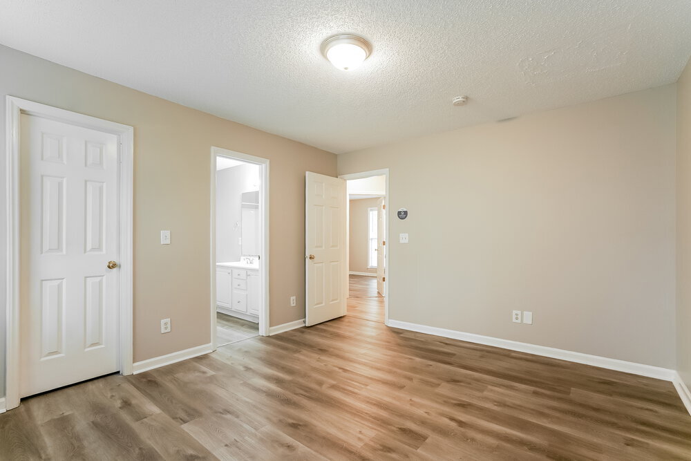 Building Photo - 185 Jared Dr