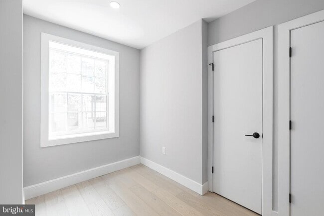Building Photo - 1707 Rittenhouse Square