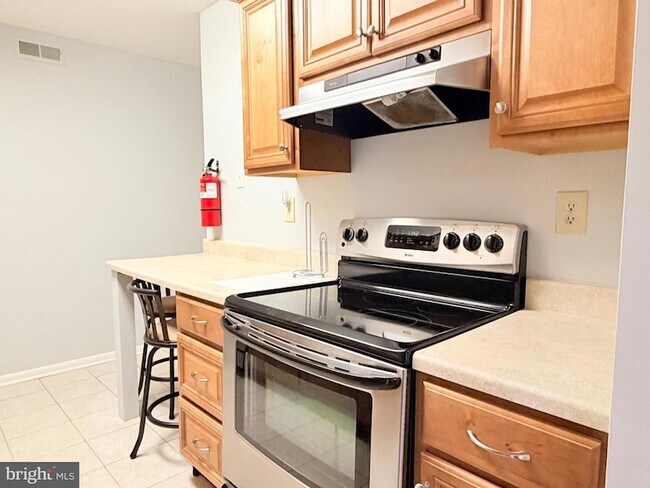 Building Photo - 201A Kelly Cove