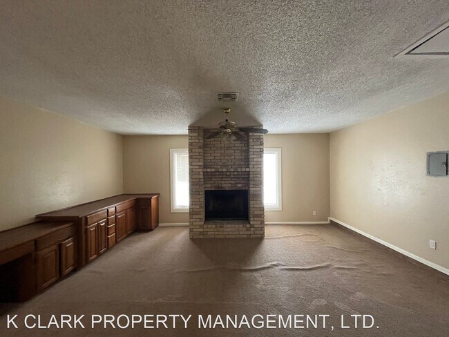 Building Photo - 4 br, 2 bath House - 3126 MEADOW CREEK