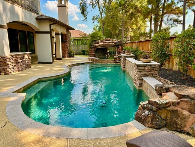 Building Photo - 7511 Raes Creek Dr
