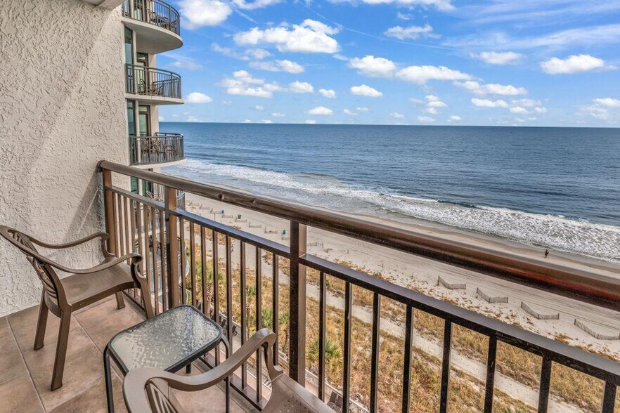 Building Photo - 3000 N Ocean Blvd