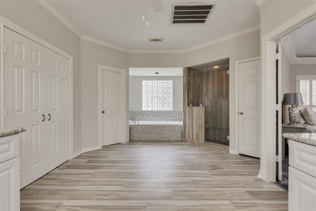 Building Photo - 5403 Kings Ransom Ct