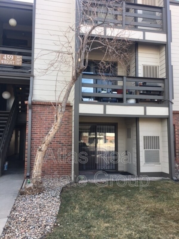 Building Photo - 459 Wright St