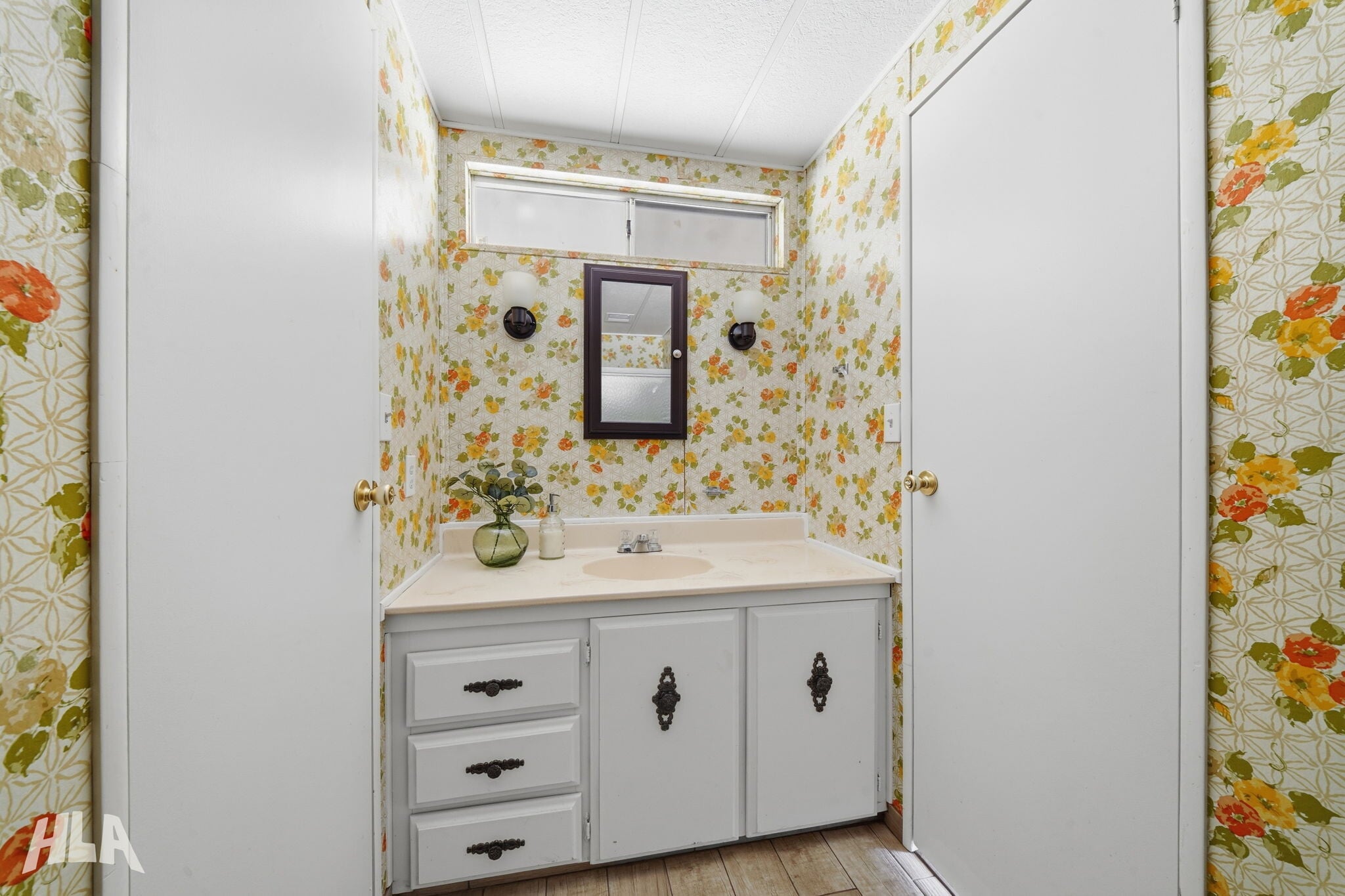 Building Photo - 10584 E Amber Dr