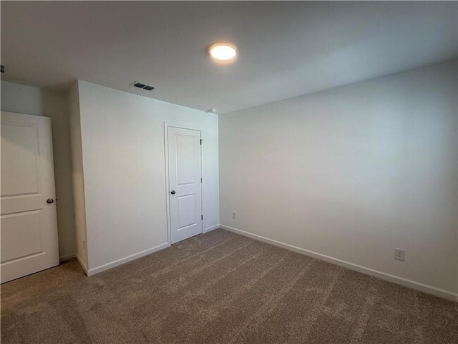 Building Photo - 6715 Armonia Dr