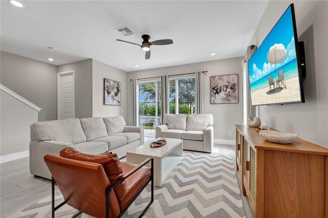 Building Photo - 7833 Spectrum Dr