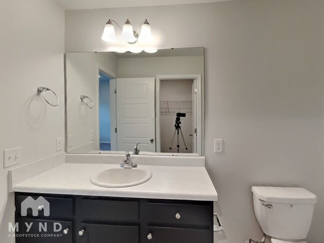 Building Photo - 26 Brown Thrasher Ct