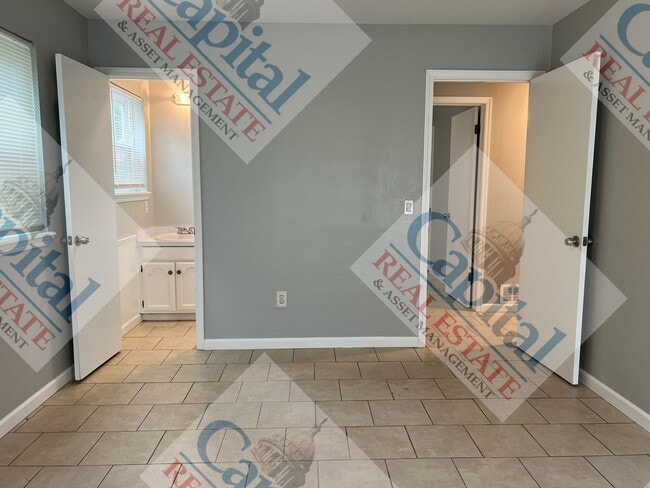 Building Photo - 3 Bedroom in Del City