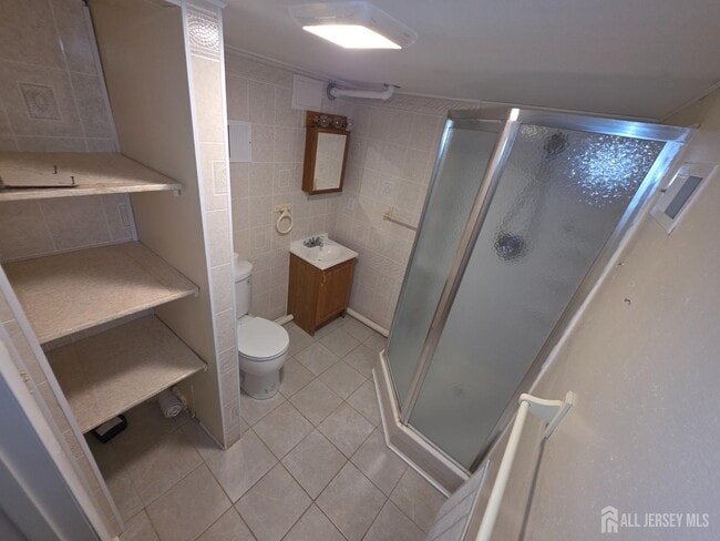 Building Photo - 236 Merchants Ave