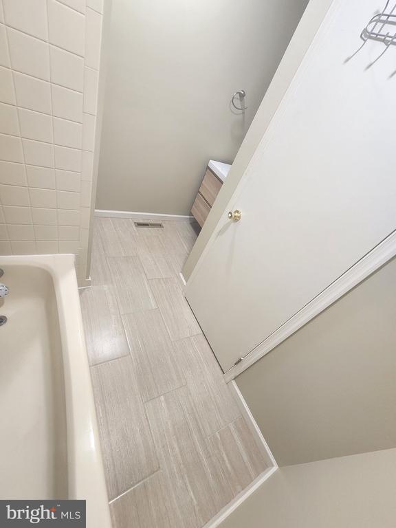 Building Photo - 236 Goshen Rd