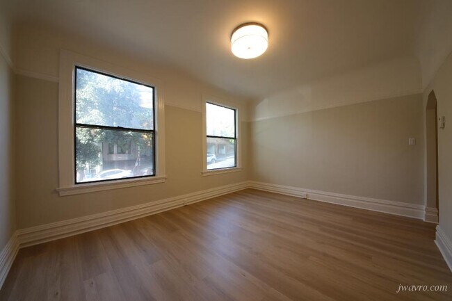 Building Photo - 1055 Fell St