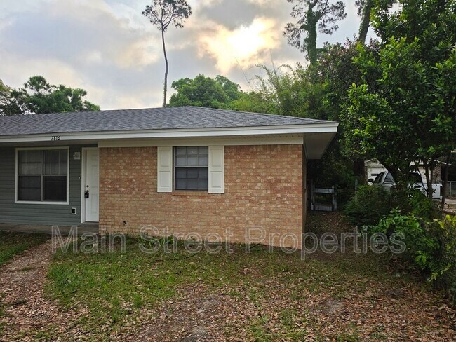 Building Photo - 7816 Sabra Dr