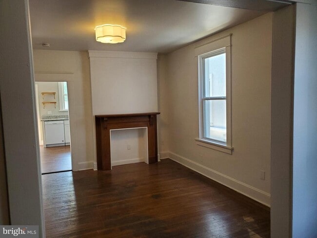 Building Photo - 608 Trail Ave