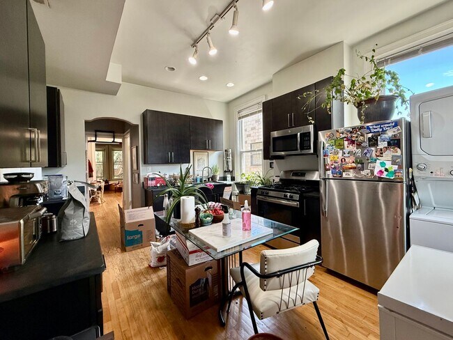 Building Photo - Amazing 2 Bedroom + Den. Separate Living/Dining Room. Large Deck. Lots of Natural Light.