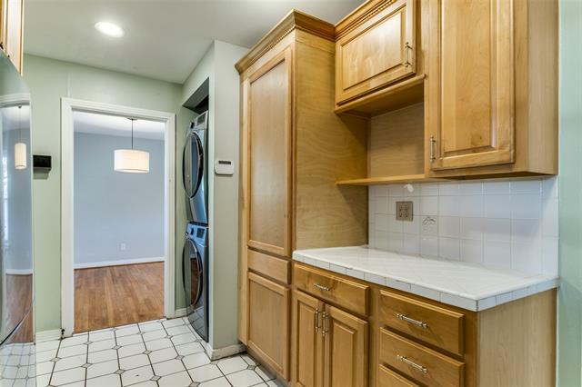 Building Photo - 10527 Solta Dr