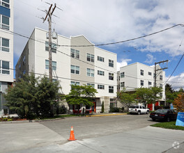 Building Photo - Gilman Court