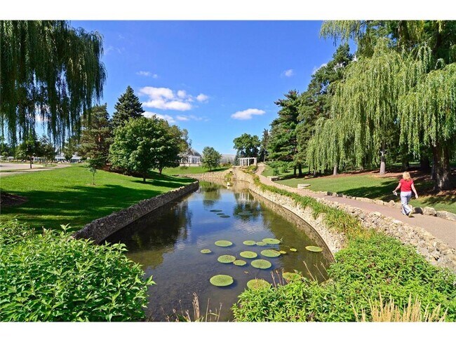 Building Photo - 1197 W Como Blvd