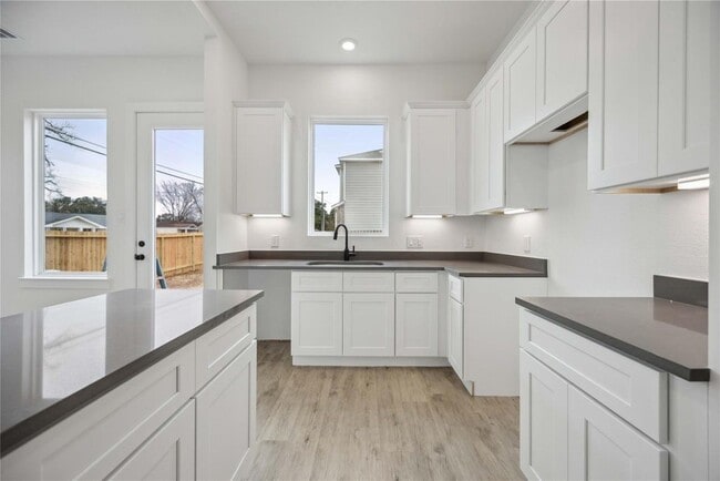 Building Photo - 8103 Calhoun Rd