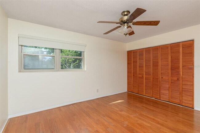 Building Photo - 11343 87th Ave