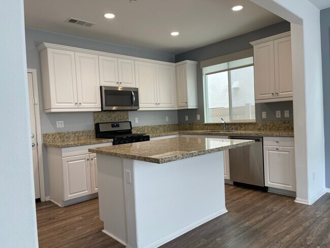 Building Photo - 2883 Villa Catalonia Ct