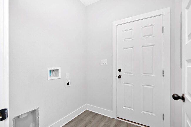 Building Photo - 5087 San Pedro Ct