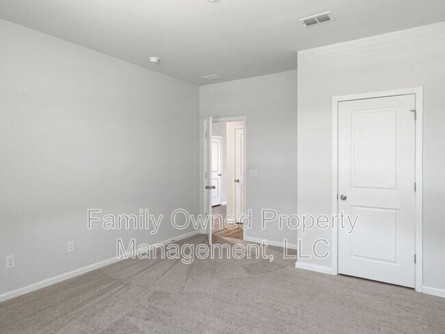Building Photo - 519 Donnas Vw Wy