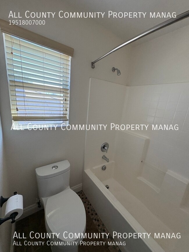 Building Photo - 26836 Hanford St