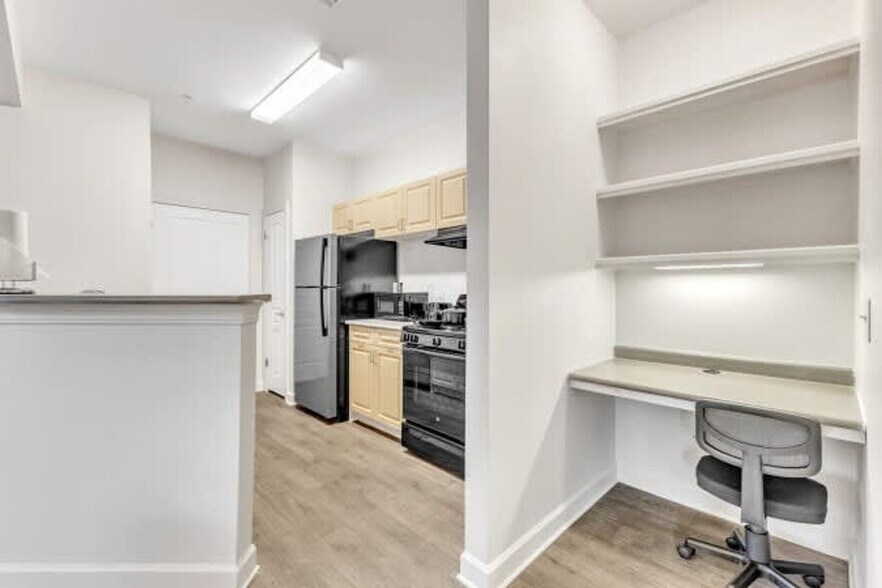 Building Photo - 7011 Almaden Way