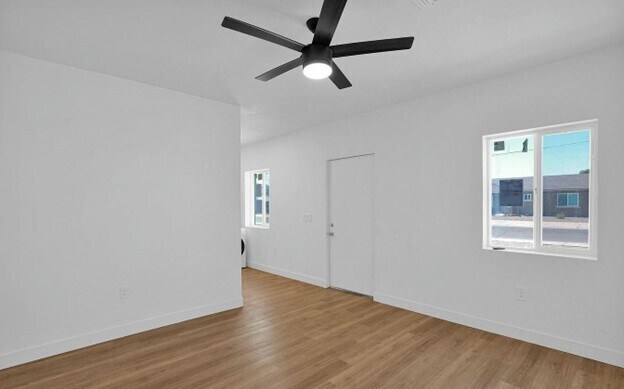 Building Photo - Newly Renovated 2 Bedroom, 1 Bath, with St...