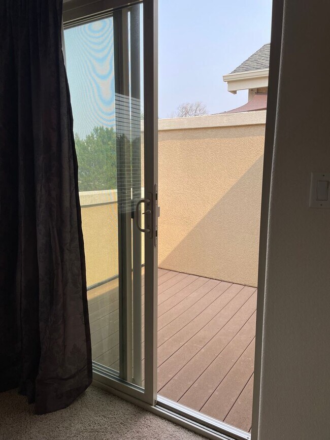 Building Photo - 3545 Big Ben Dr