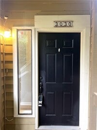 Building Photo - 3030 Steeplechase Dr