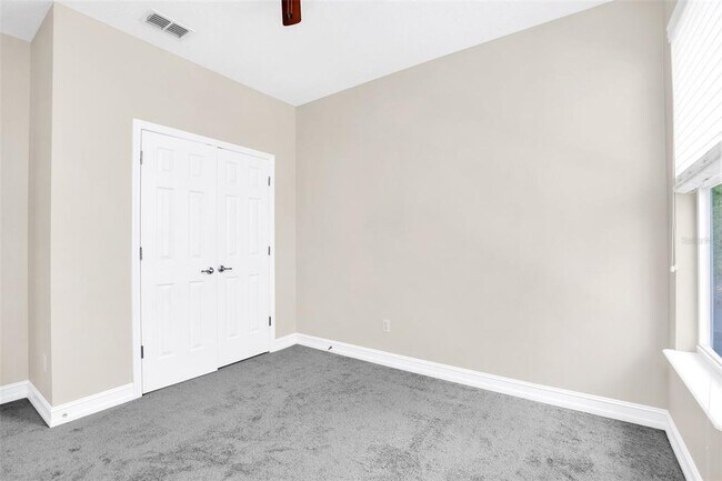 Building Photo - 903 Towhee Ct
