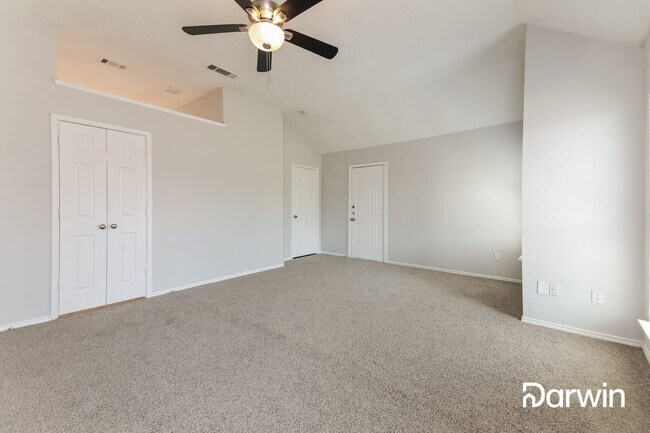 Building Photo - 728 Sea Shell Dr