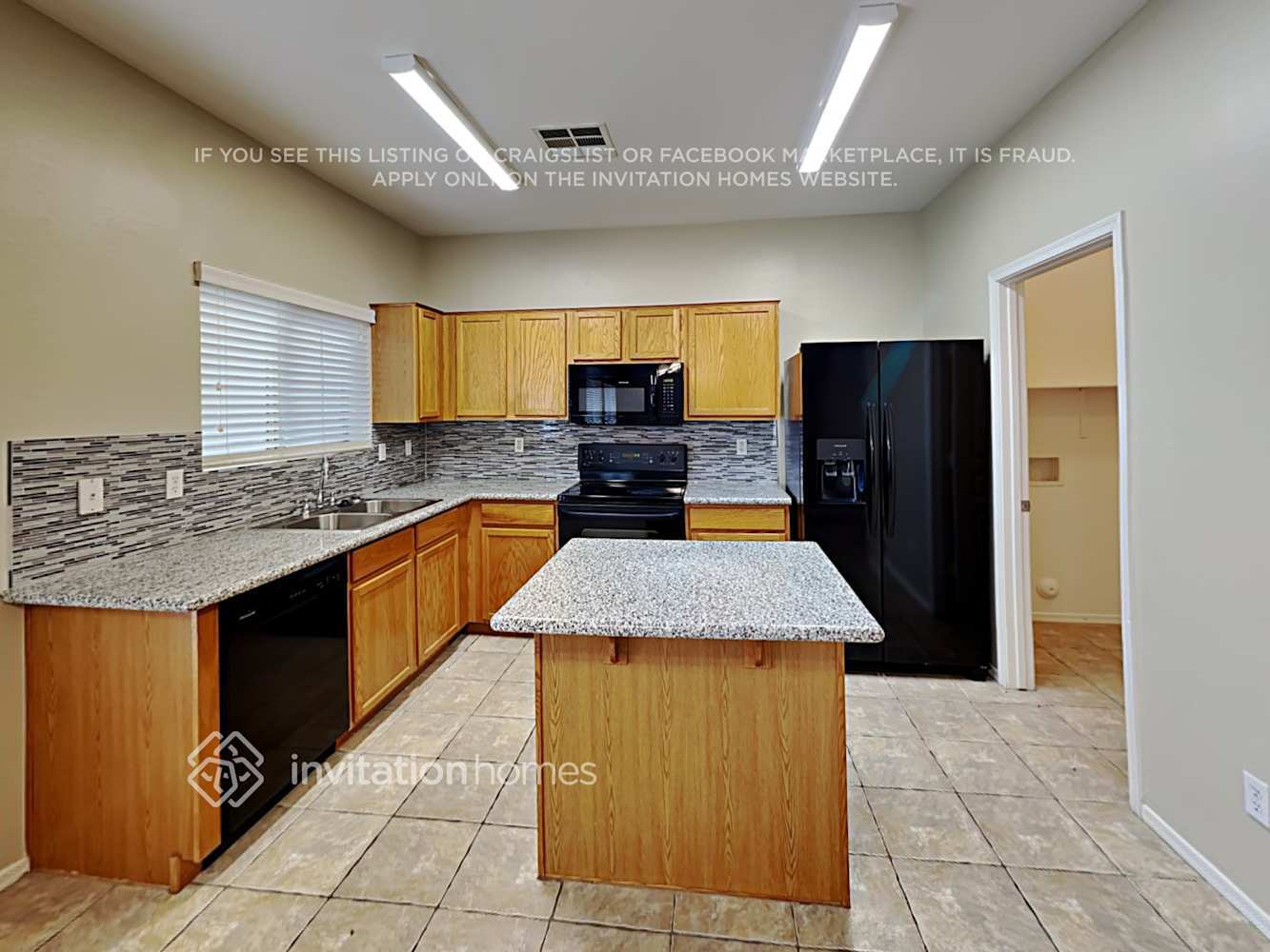Building Photo - 29143 N Shannon Dr