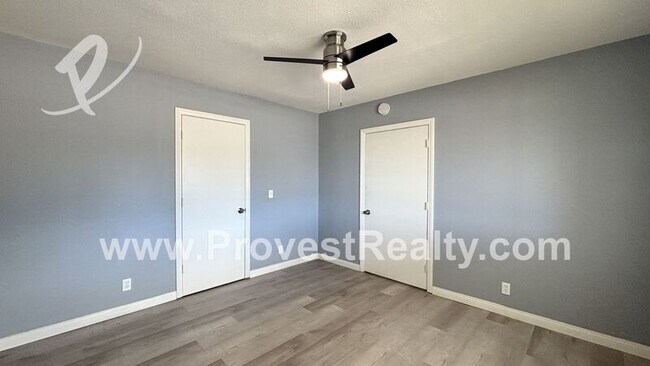 Building Photo - 14945 Flathead Rd