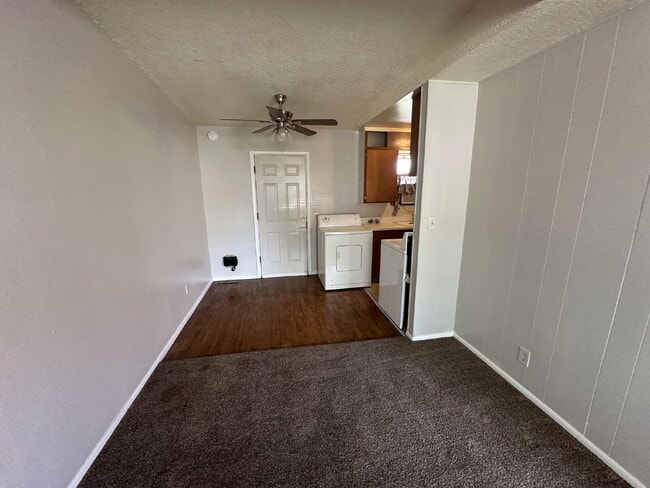 Building Photo - 3423 W Good St