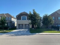 Building Photo - 675 Pebble Bend