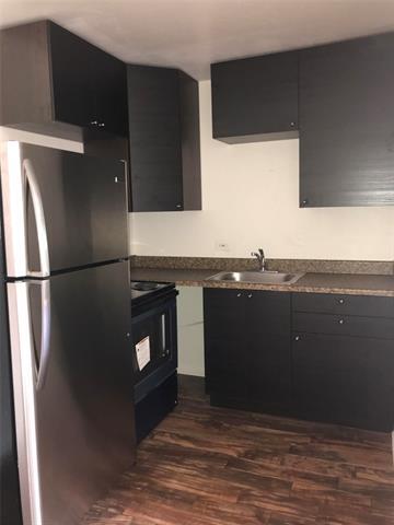 Building Photo - 3200 Lake Como Dr