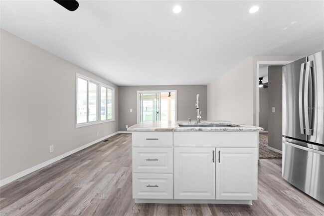 Building Photo - 2714 Vindale Rd