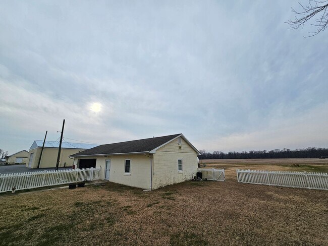 Building Photo - 2953 Tub Mill Pond Rd