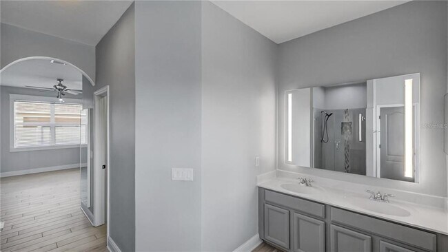 Building Photo - 3833 Siskin Dr